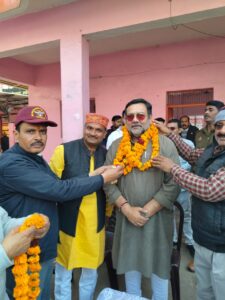 पूर्व विधायक विक्रम सिंह, स्रोत; बतकही